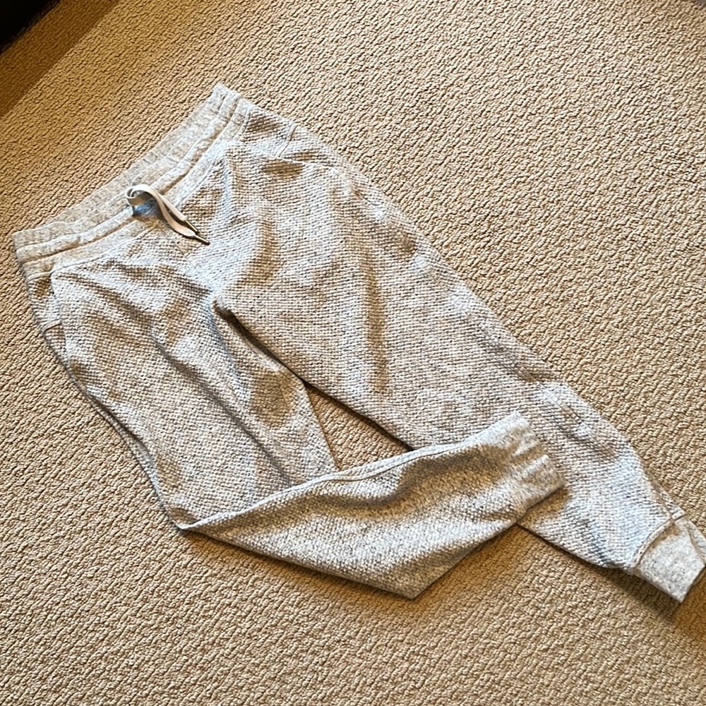 lululemon bubble dot grey joggers size 8